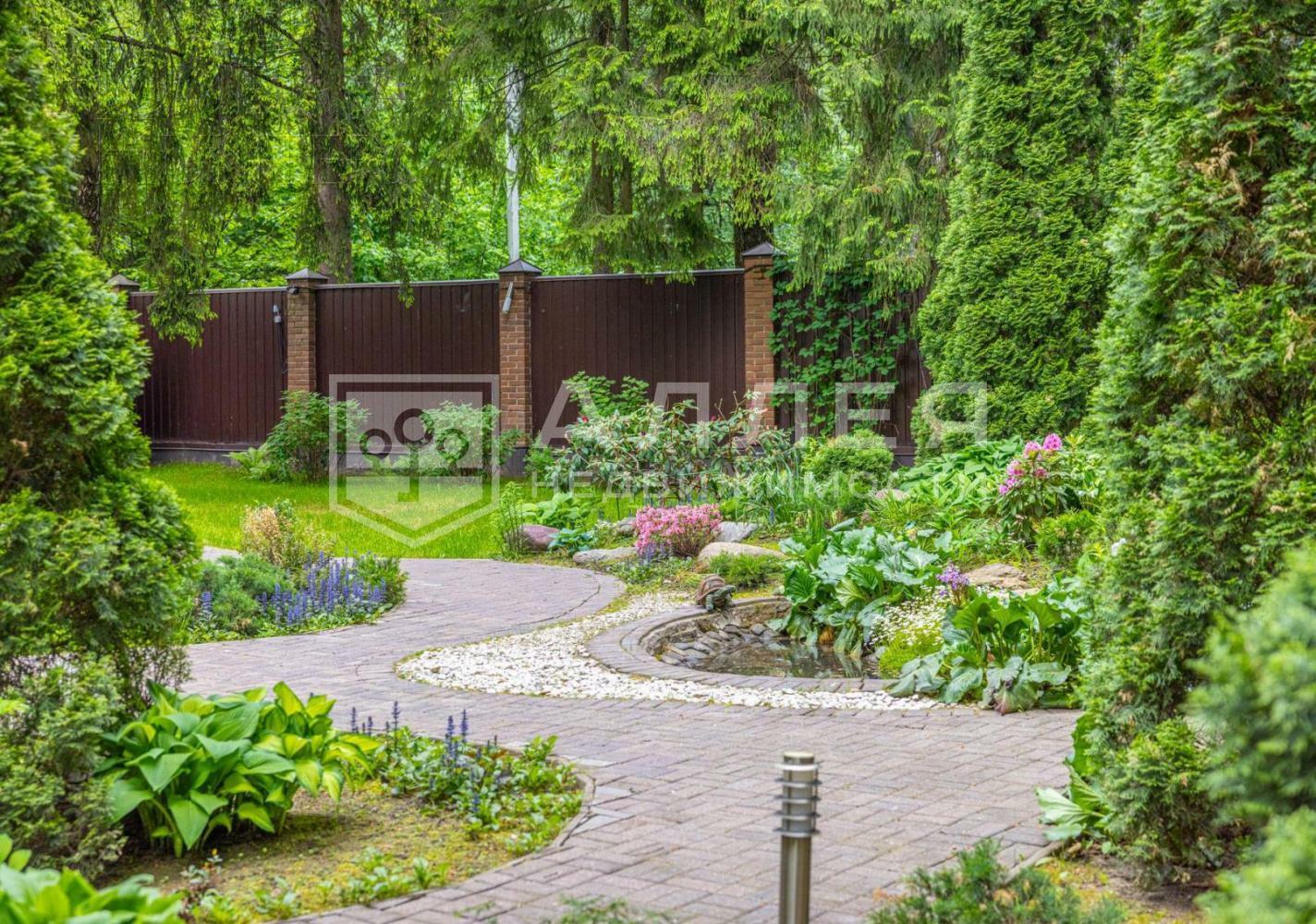2-этажный коттедж 440 м² с отделкой