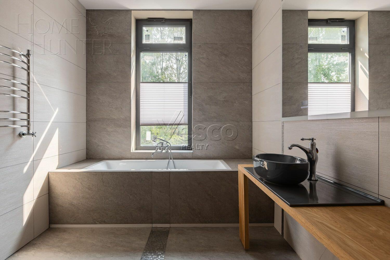 2-этажный коттедж 800 м² без отделки