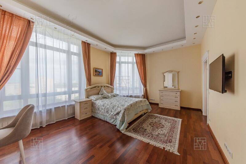 2-КОМН. КВАРТИРА С ОТДЕЛКОЙ 72 М² НА 19 ЭТАЖЕ