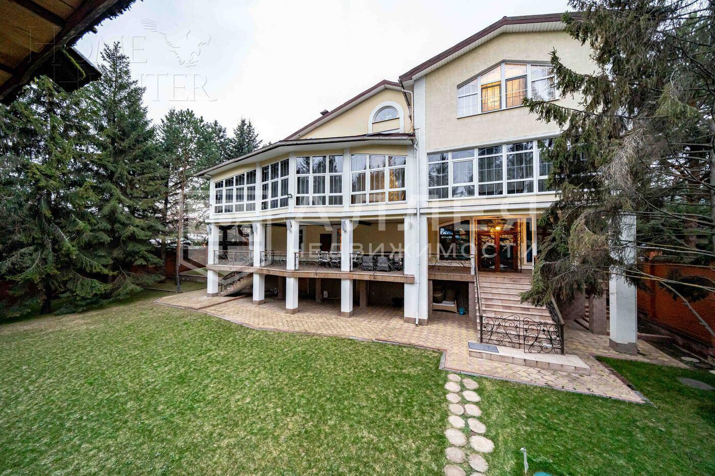 2-этажный коттедж 692 м² с отделкой