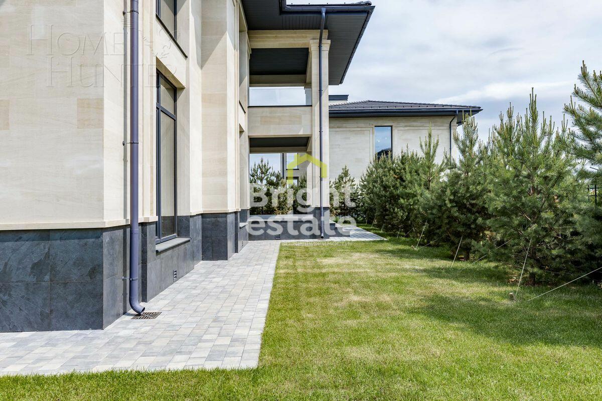 2-этажный коттедж 276.42 м² без отделки