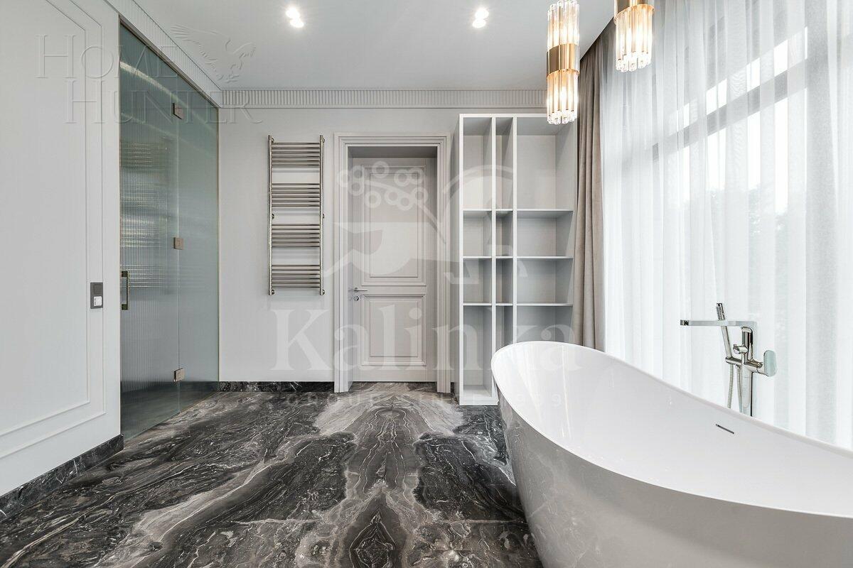2-этажный коттедж 1 145 м² с отделкой