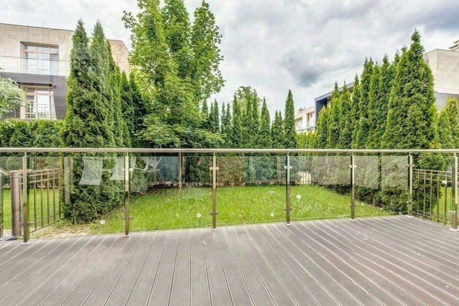 3-этажный таунхаус 264.6 м² с отделкой