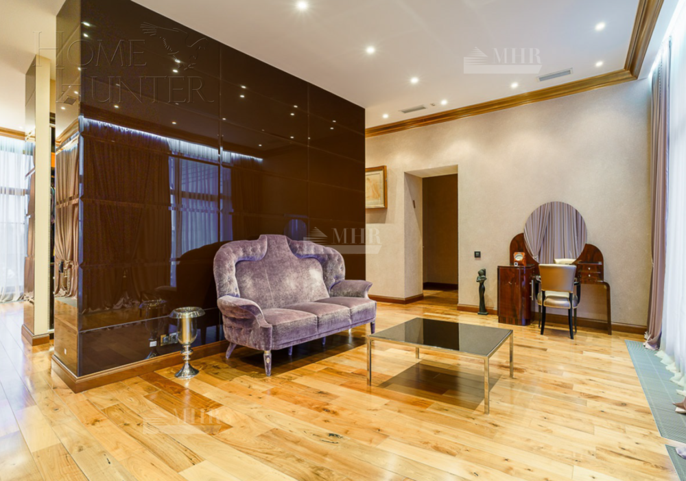 2-этажный коттедж 1 250 м² с отделкой