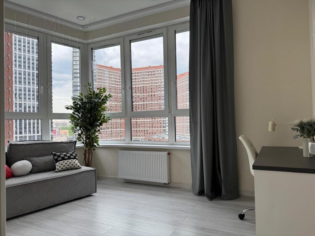 3-КОМН. КВАРТИРА С ОТДЕЛКОЙ 85 М² НА 8 ЭТАЖЕ