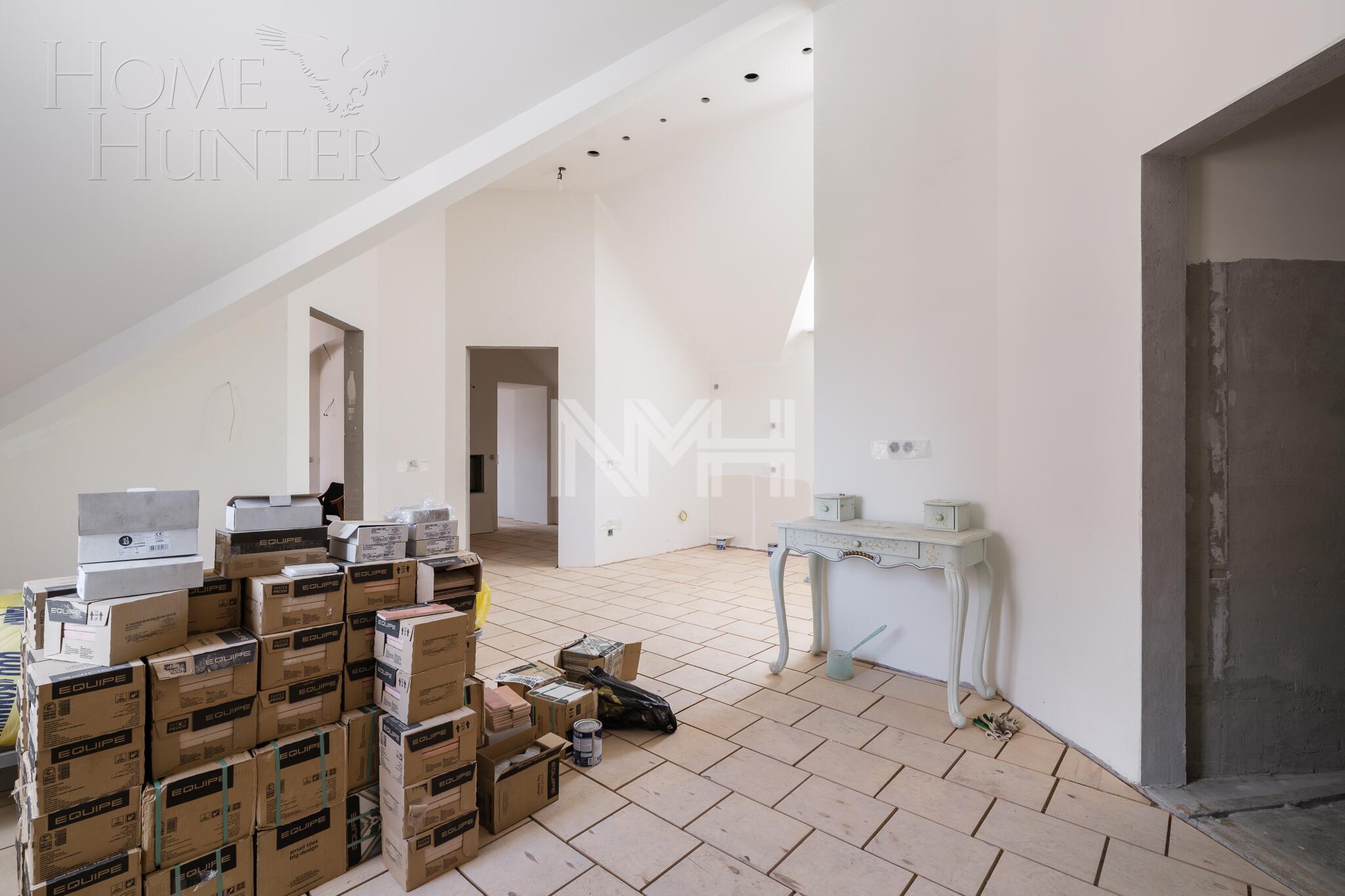 3-этажный коттедж 2 200 м² без отделки