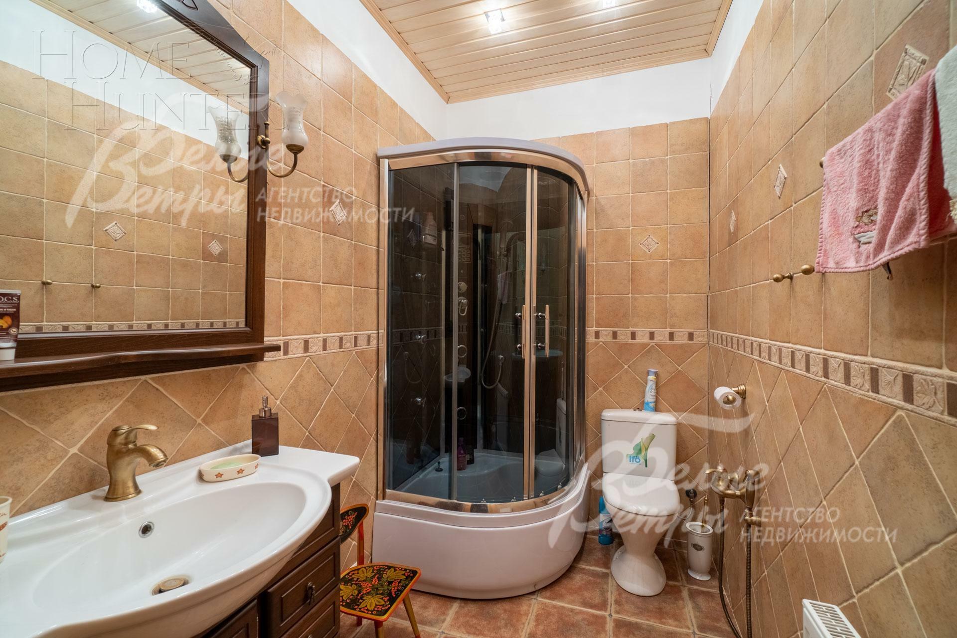 2-этажный коттедж 560 м² с отделкой