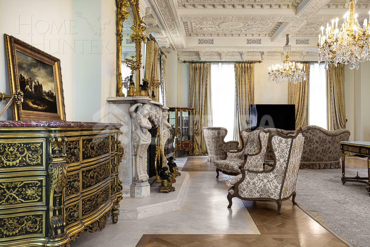 3-этажный коттедж 1 645 м² с отделкой