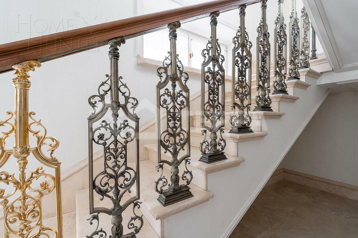 3-этажный коттедж 1 645 м² с отделкой