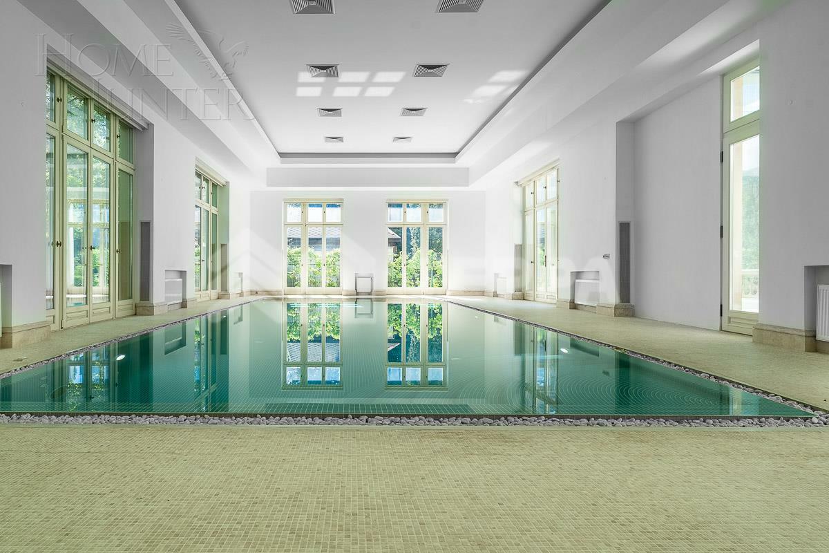 3-этажный коттедж 1 645 м² с отделкой