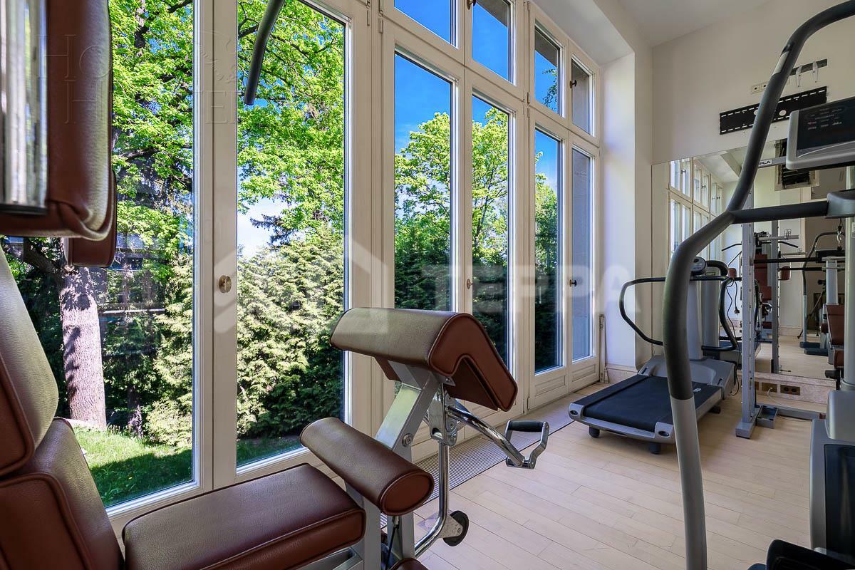 3-этажный коттедж 1 645 м² с отделкой