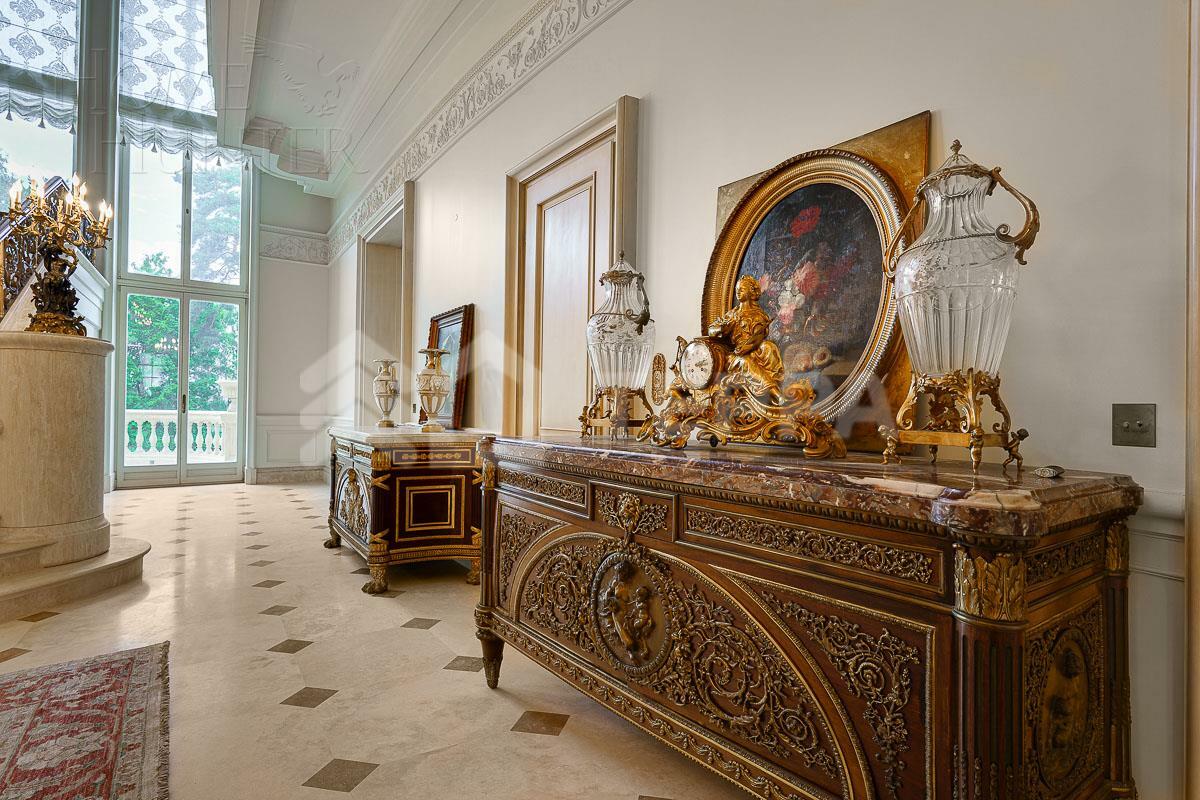 3-этажный коттедж 1 645 м² с отделкой