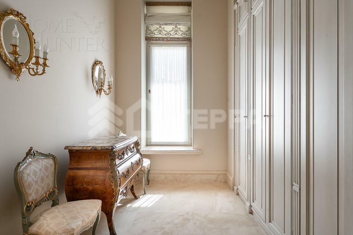 3-этажный коттедж 1 645 м² с отделкой