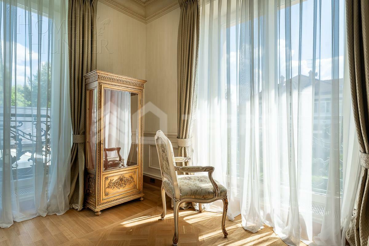 3-этажный коттедж 1 645 м² с отделкой