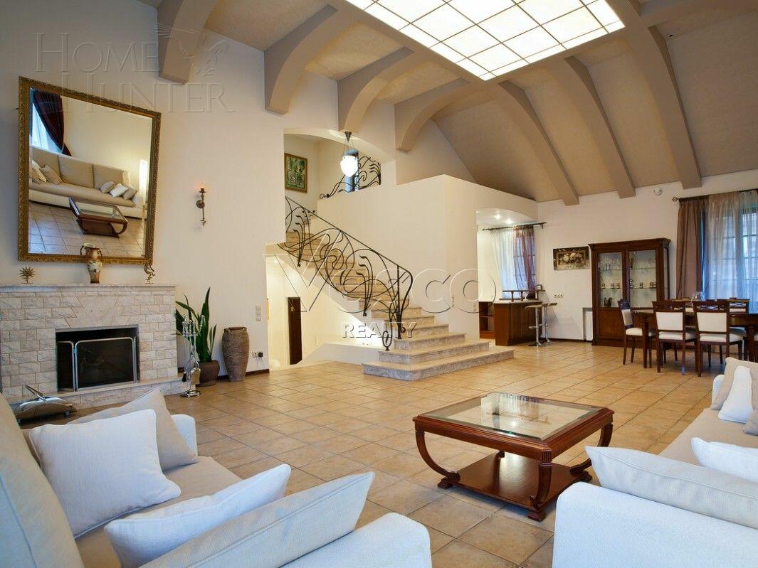 2-этажный коттедж 650 м² с отделкой