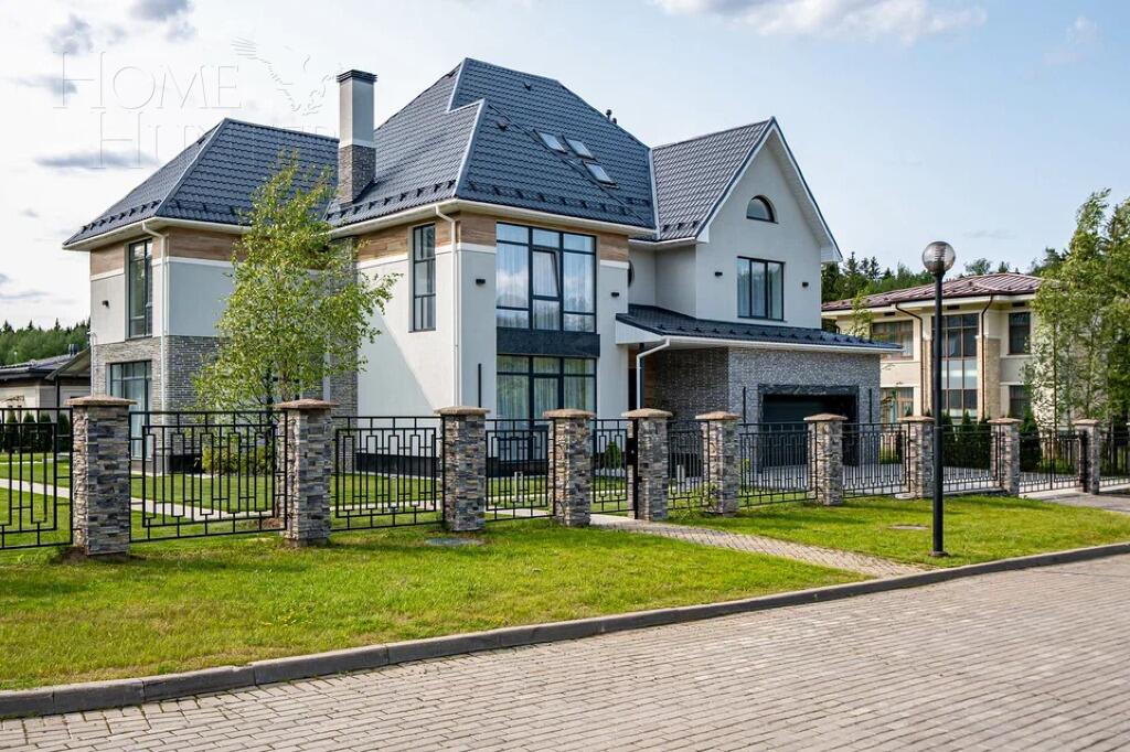 2-этажный коттедж 600 м² с отделкой