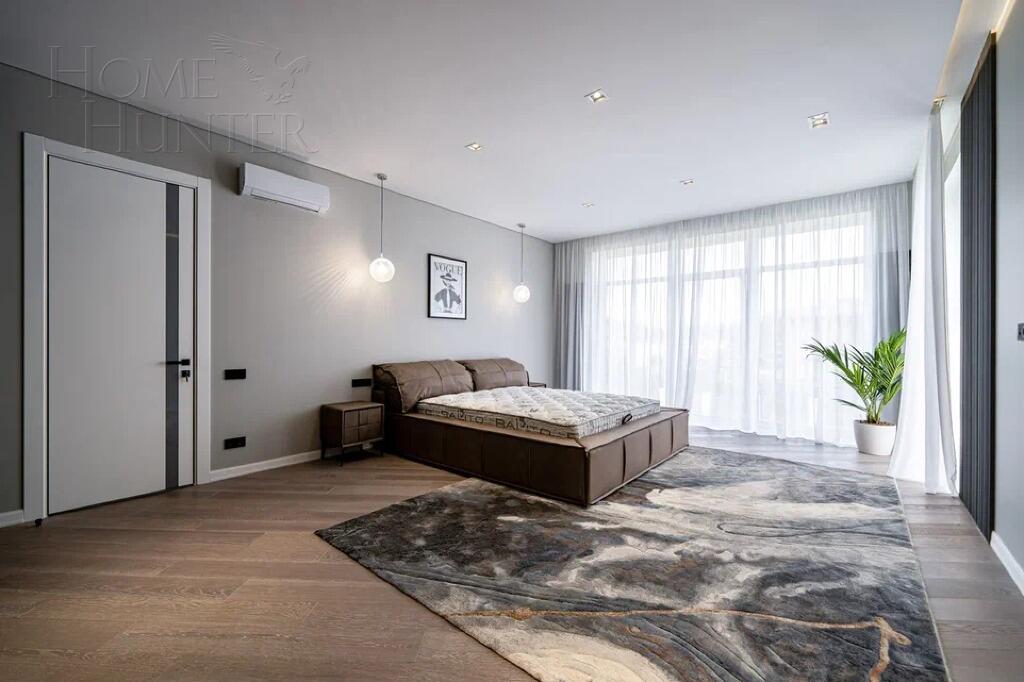 2-этажный коттедж 600 м² с отделкой