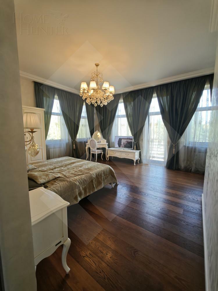 3-этажный коттедж 900 м² с отделкой