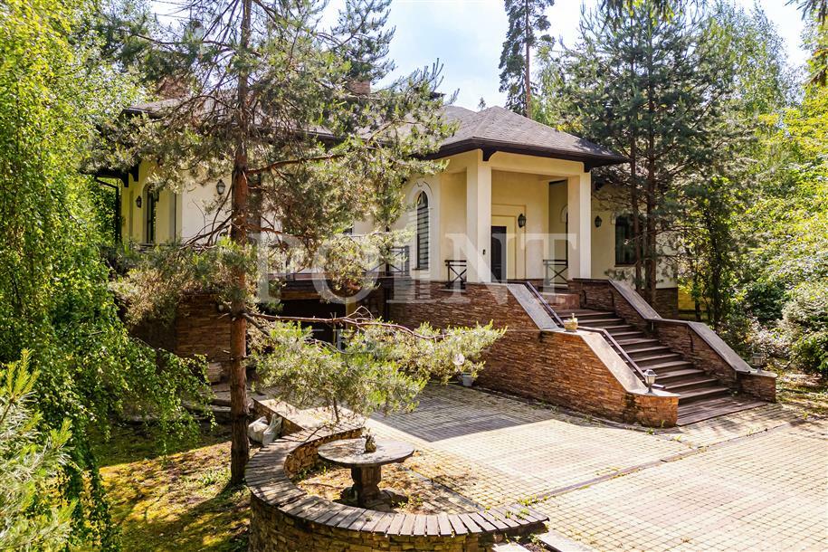 2-этажный коттедж 462 м² с отделкой