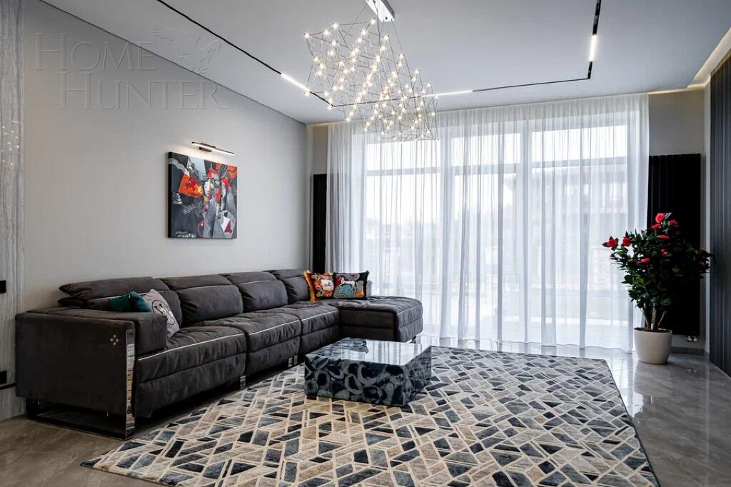 2-этажный коттедж 600 м² с отделкой