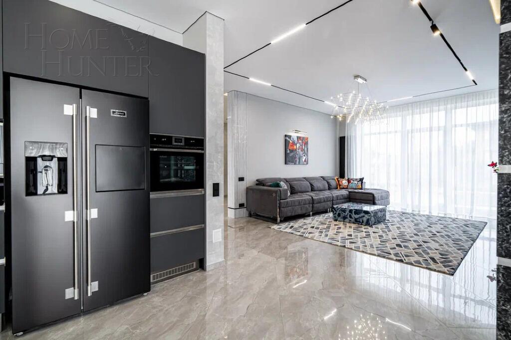 2-этажный коттедж 600 м² с отделкой