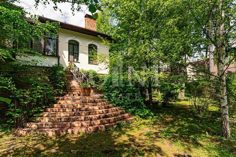 2-этажный коттедж 462 м² с отделкой