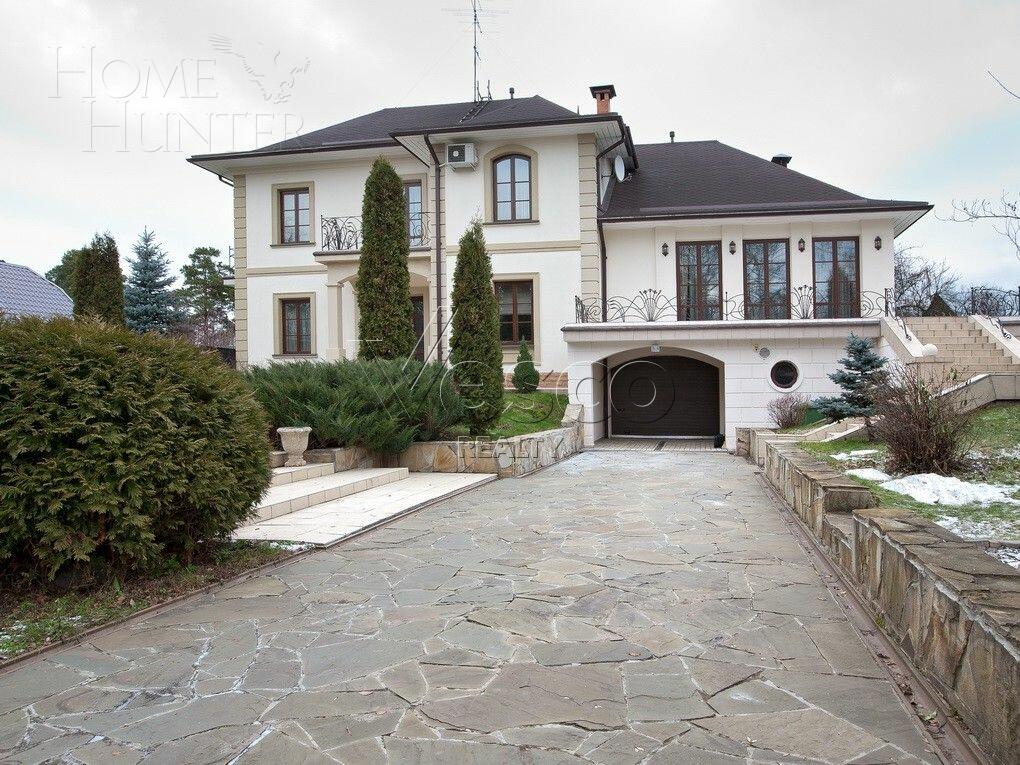 2-этажный коттедж 650 м² с отделкой