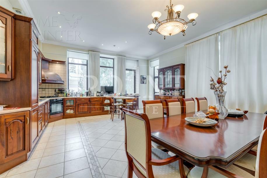 2-этажный коттедж 462 м² с отделкой