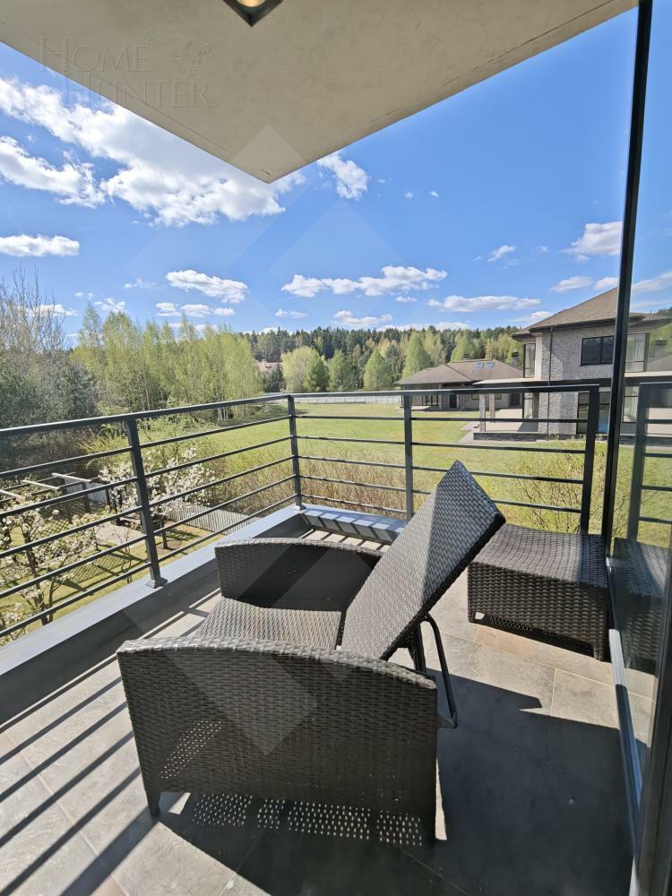 3-этажный коттедж 900 м² с отделкой