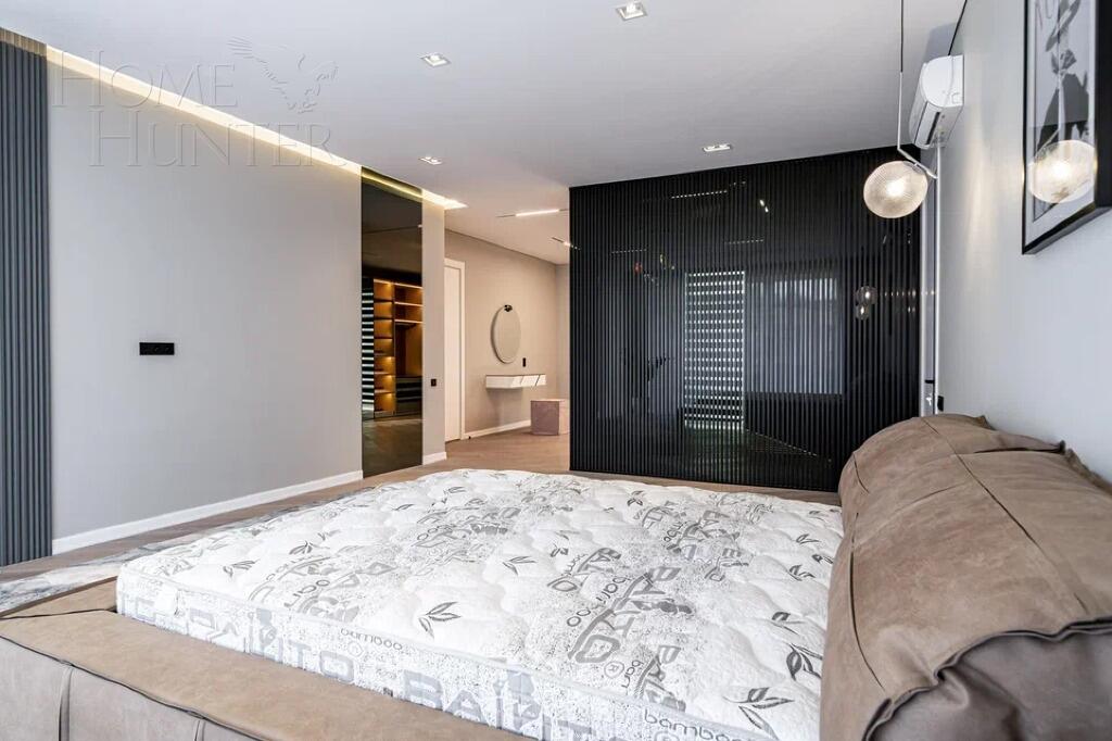 2-этажный коттедж 600 м² с отделкой