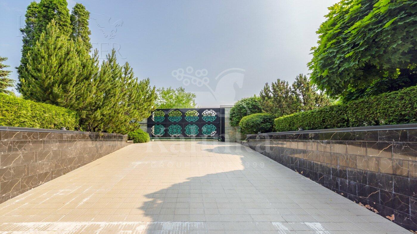 2-этажный коттедж 630 м² с отделкой