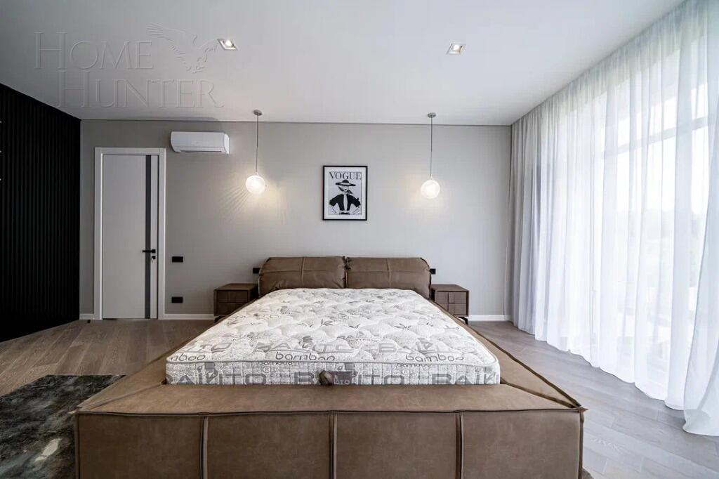 2-этажный коттедж 600 м² с отделкой