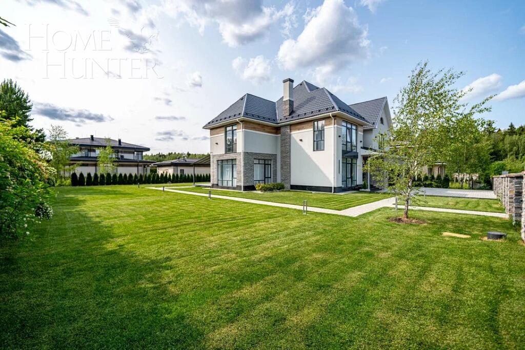 2-этажный коттедж 600 м² с отделкой