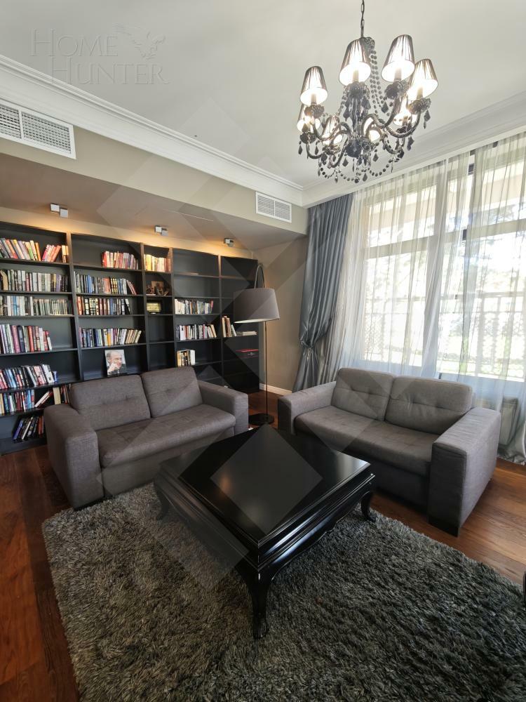 3-этажный коттедж 900 м² с отделкой