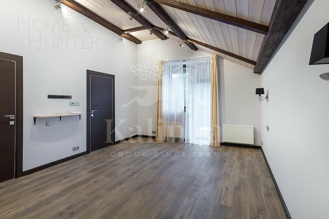 2-этажный коттедж 450 м² с отделкой