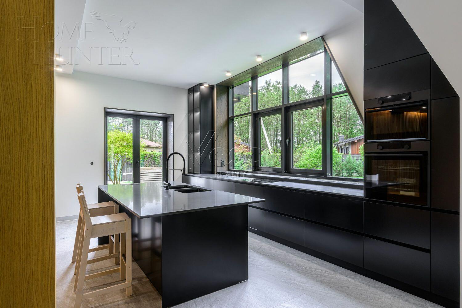 2-этажный коттедж 499 м² с отделкой