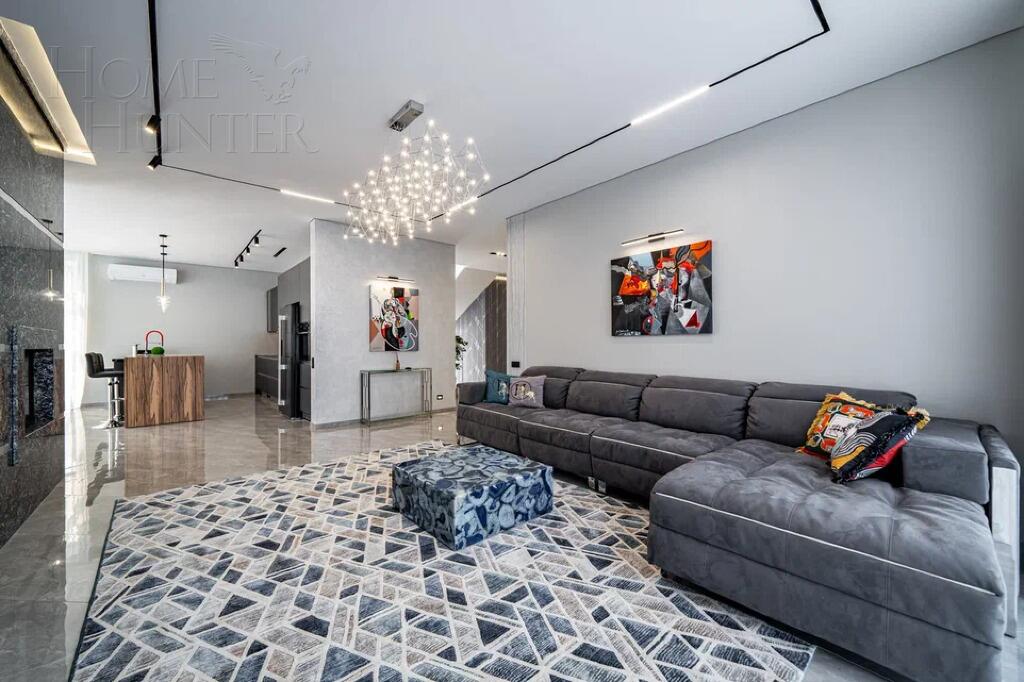 2-этажный коттедж 600 м² с отделкой