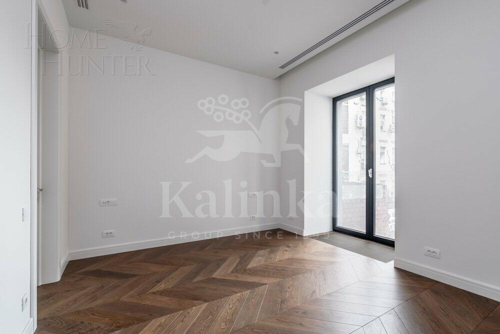 3-КОМН. КВАРТИРА С ОТДЕЛКОЙ 156 М² НА 2 ЭТАЖЕ