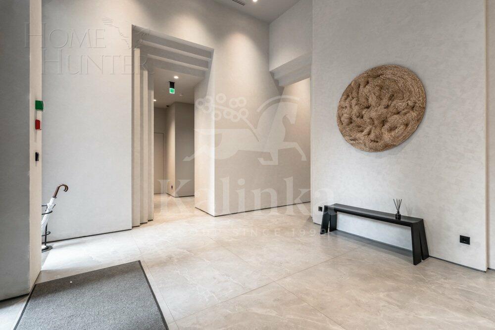 3-КОМН. КВАРТИРА С ОТДЕЛКОЙ 156 М² НА 2 ЭТАЖЕ