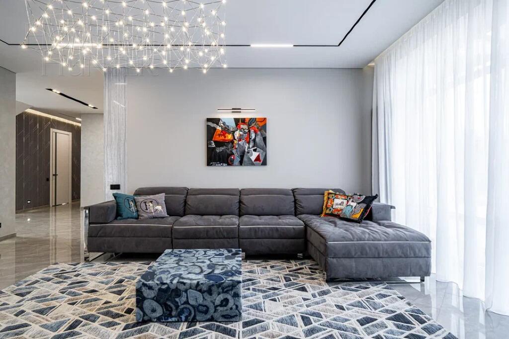 2-этажный коттедж 600 м² с отделкой