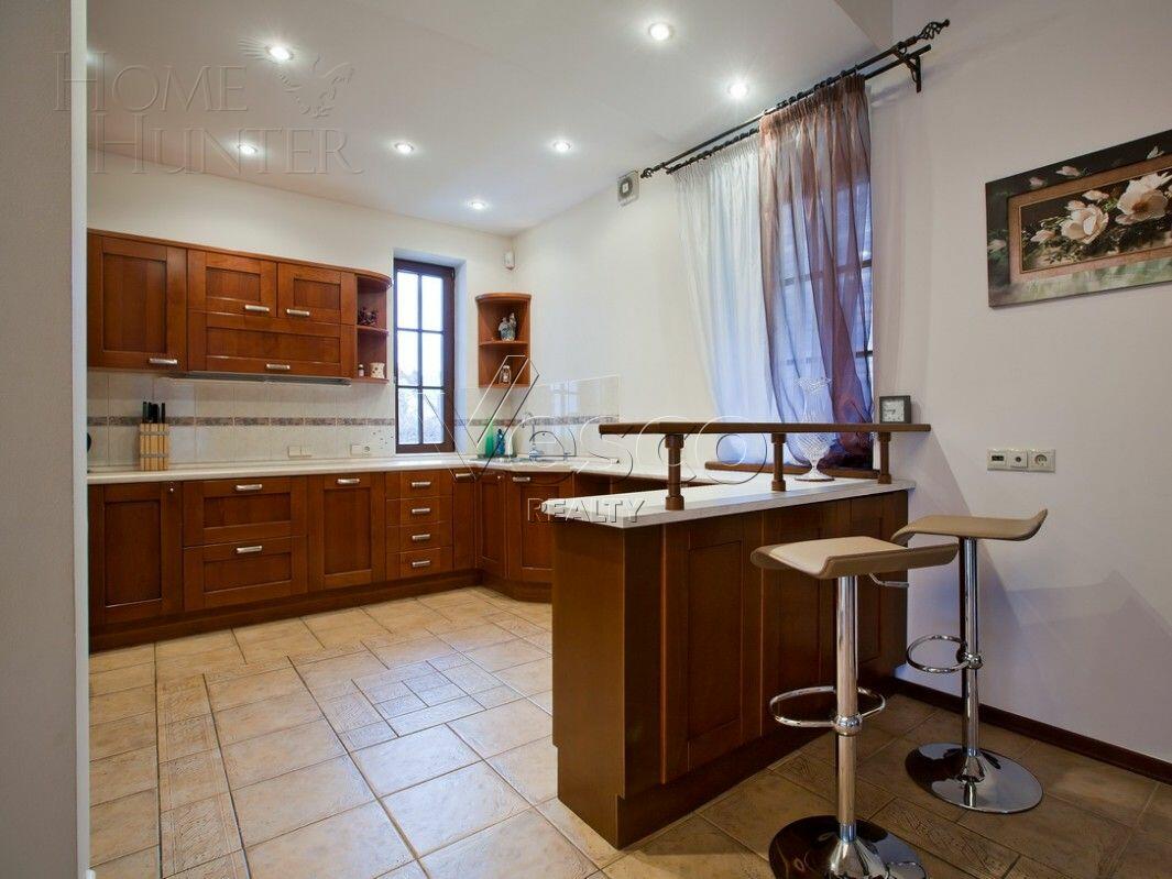 2-этажный коттедж 650 м² с отделкой