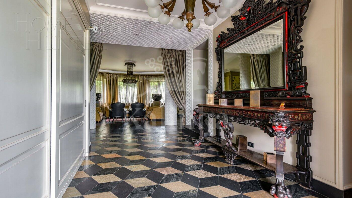 2-этажный коттедж 630 м² с отделкой