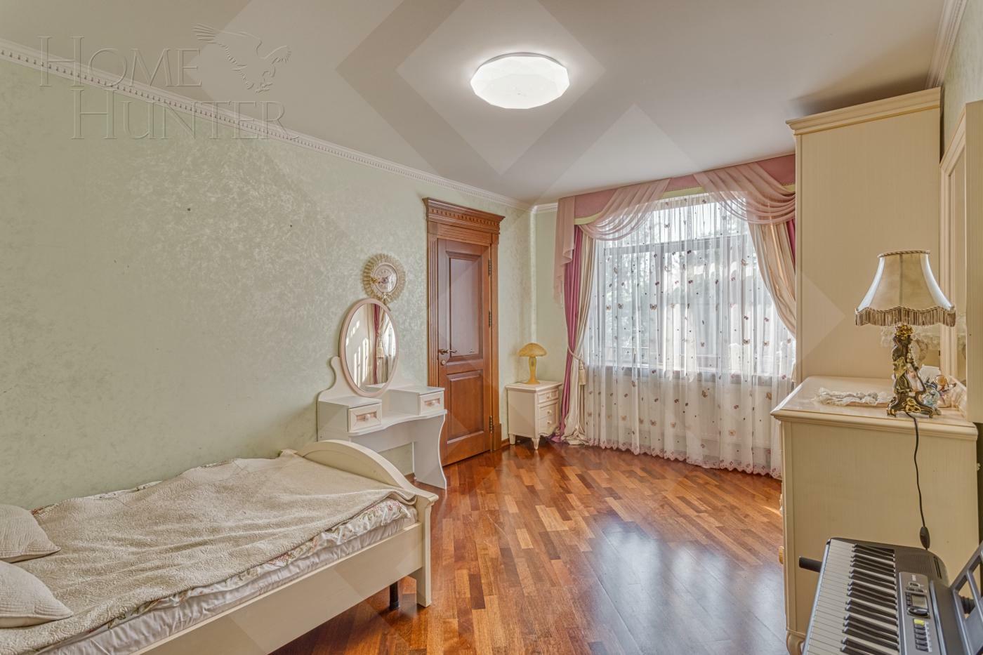 2-этажный коттедж 640 м² с отделкой