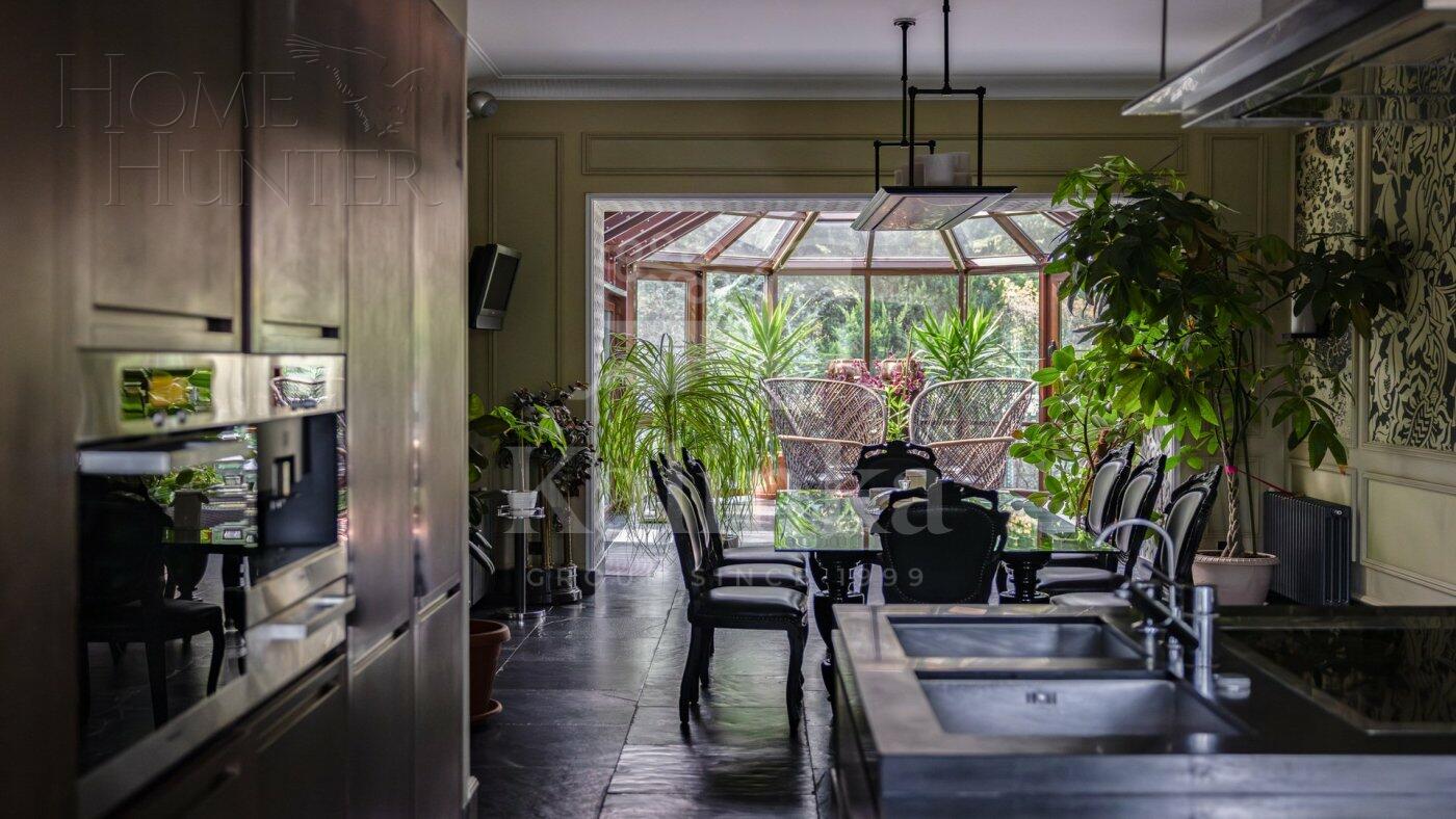 2-этажный коттедж 630 м² с отделкой