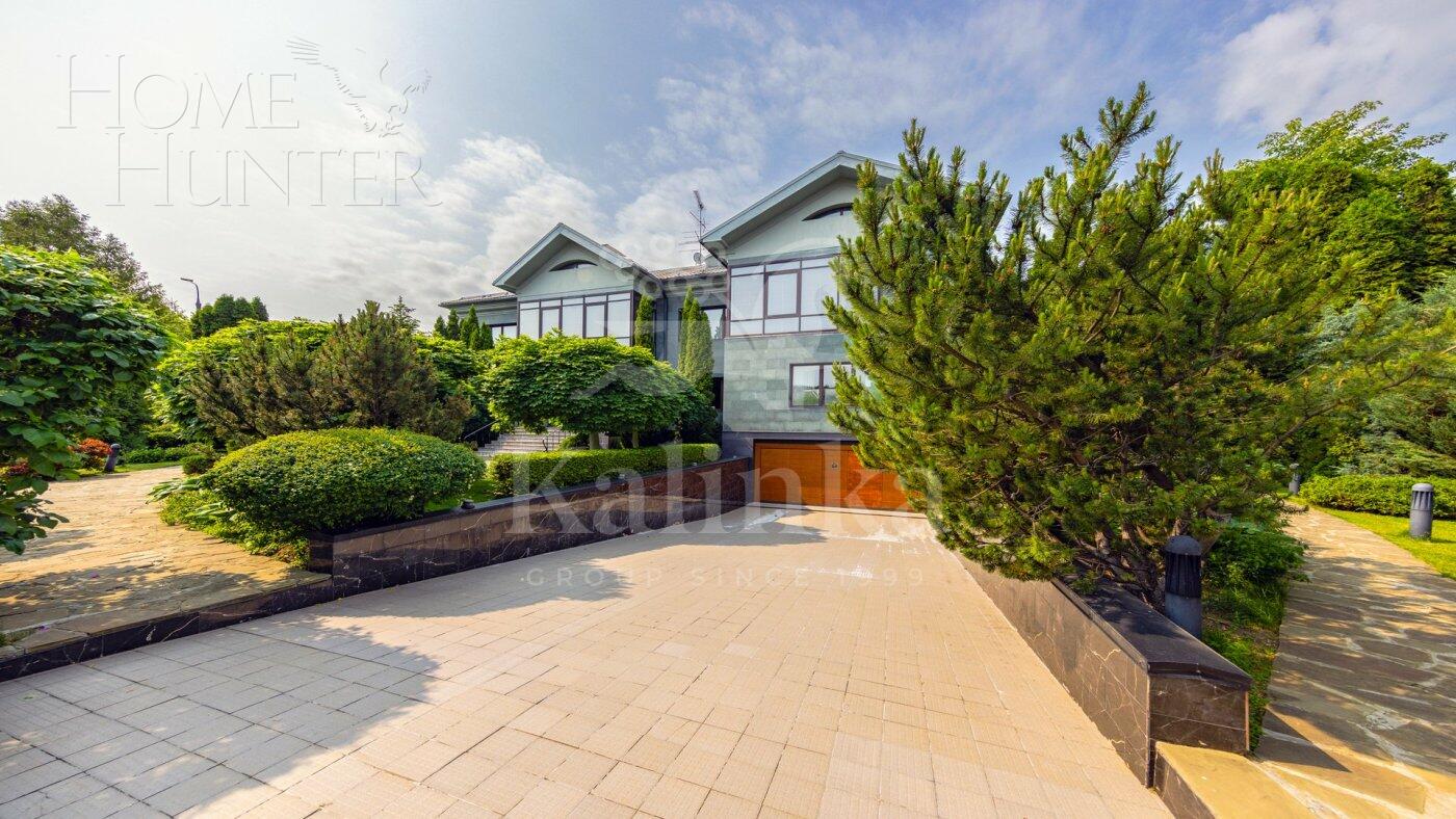 2-этажный коттедж 630 м² с отделкой