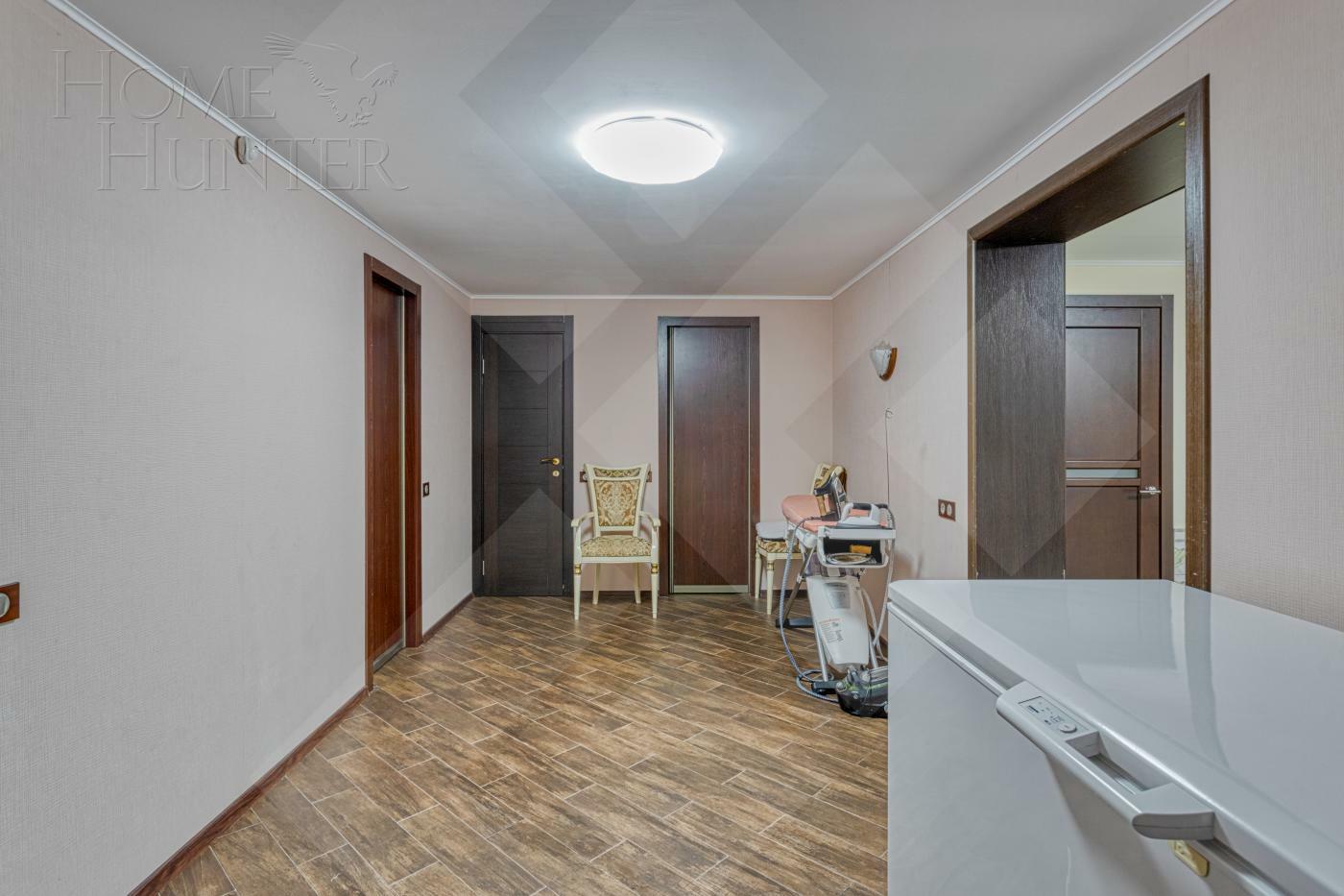 2-этажный коттедж 640 м² с отделкой