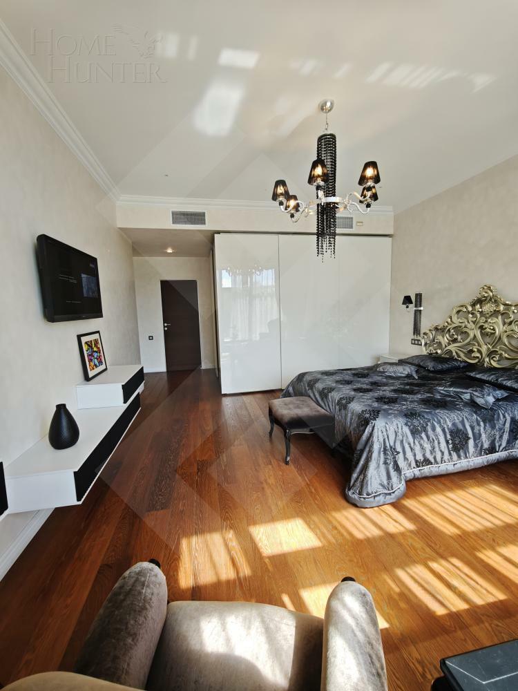 3-этажный коттедж 900 м² с отделкой