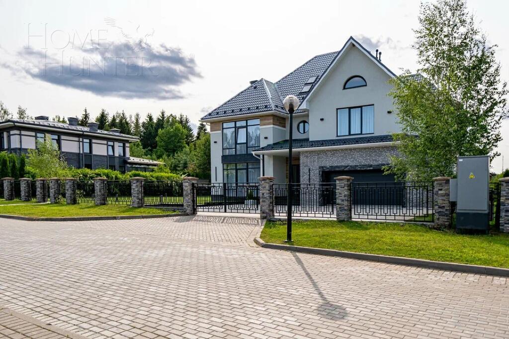 2-этажный коттедж 600 м² с отделкой
