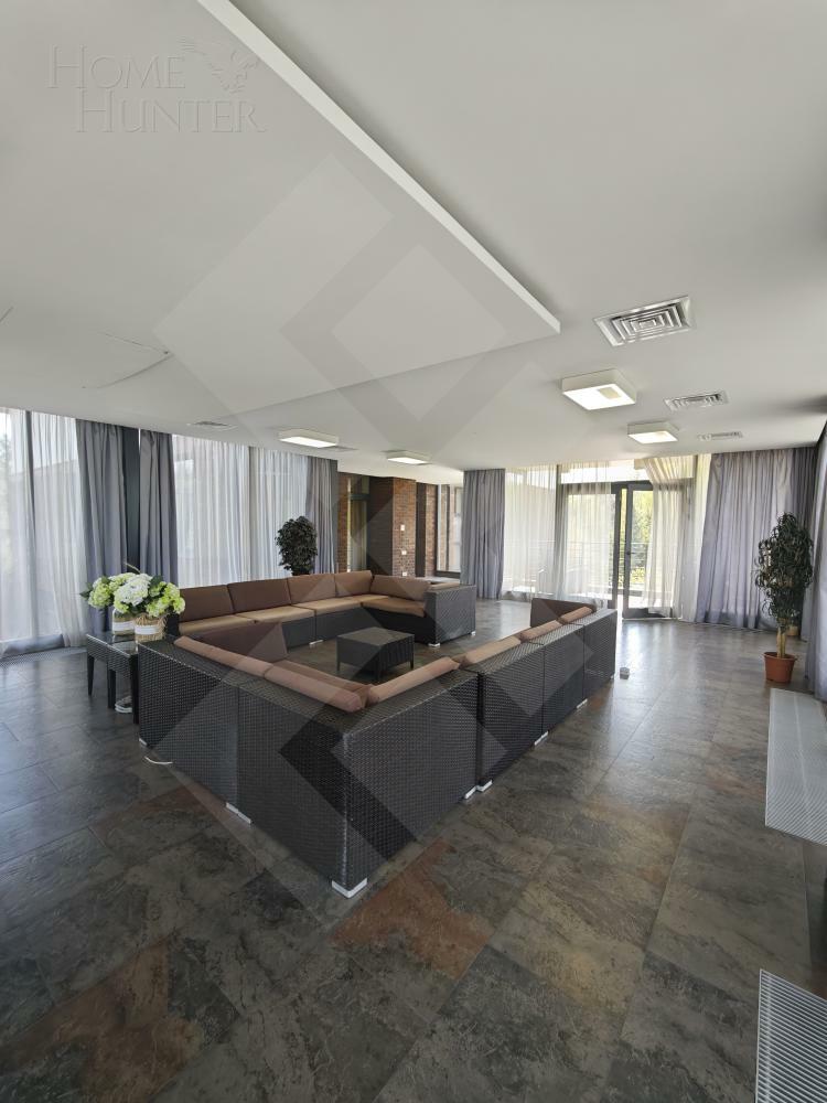 3-этажный коттедж 900 м² с отделкой