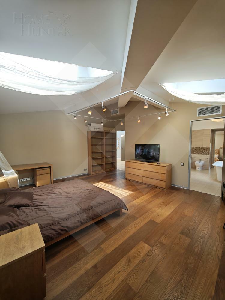 3-этажный коттедж 900 м² с отделкой